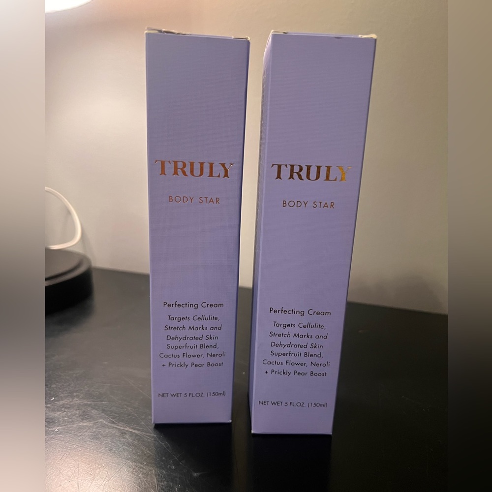 BRAND NEW TRULY BEAUTY- Body Star Perfecting Cream